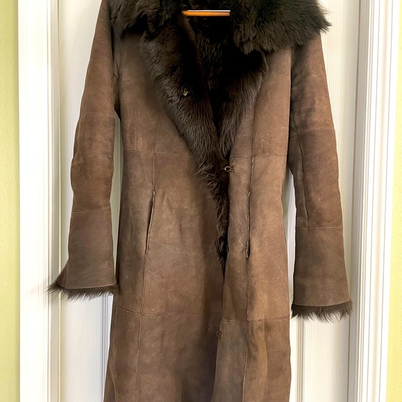 Andrew Marc Real Shearling coat. Perfect condition - Picture 3 of 6